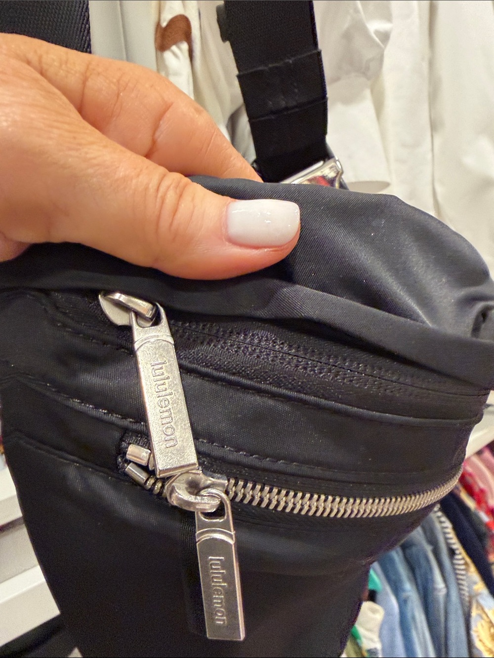 lululemon athletica Black Waist Pack with Silver Zipper never used - Picture 3 of 3
